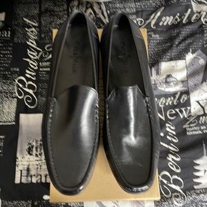 Black Leather loafers brand new size 13